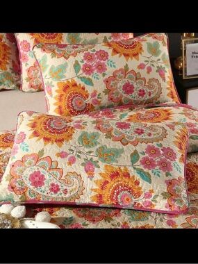 🌺 New Set of 2 Queen 100% Cotton Floral Shams / Pillowcases